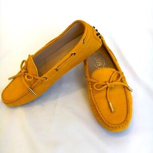 TOD’S LOAFERS SIZE 36.5 6.5 6 GOMMINO DRIVING SHOES YELLOW LEATHER FLATS Womens